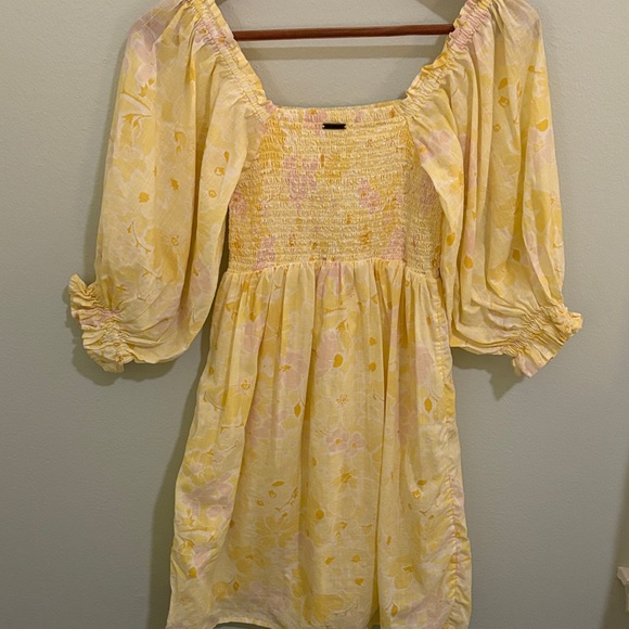 Billabong Yellow Floral Dress - Picture 3 of 12
